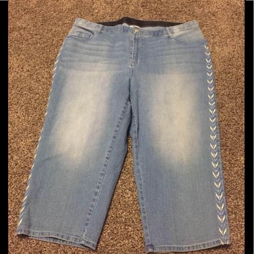 Lane Bryant capris.